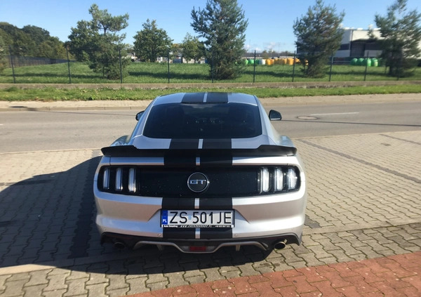 Ford Mustang cena 129000 przebieg: 41633, rok produkcji 2015 z Szczecin małe 67